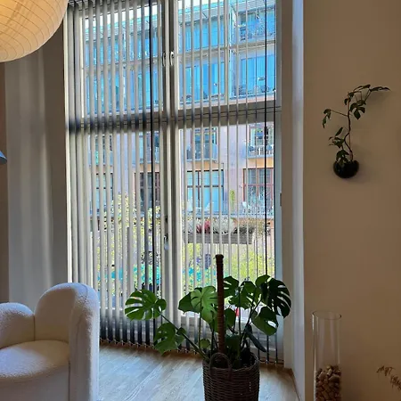 Botanical Bliss In Appartement